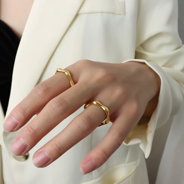 Titanium Steel Modern and Sleek Thin Molten Ring