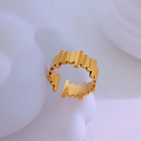 Gold Plated Women Fashion Jewelry Ring