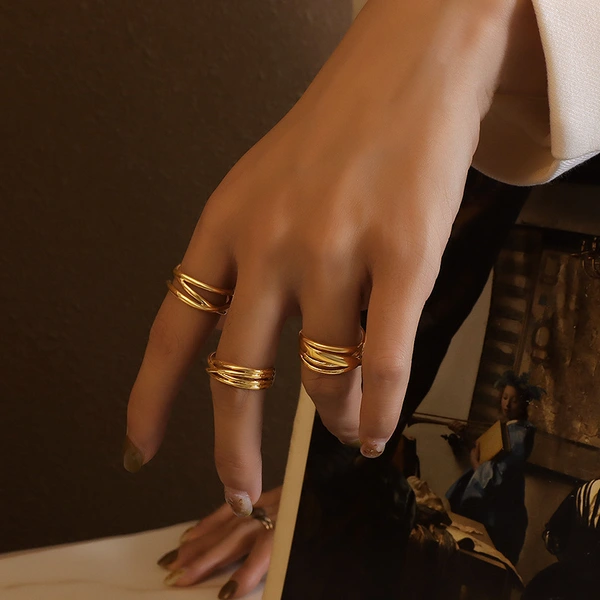 Women Open Ring Design Fashion Line Ring