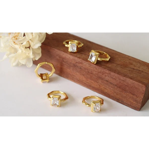 Gold plated Hand Setting Crystal Ring