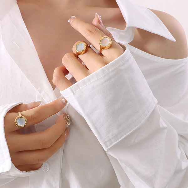 Stainless Steel Fashion White Seashell Ring