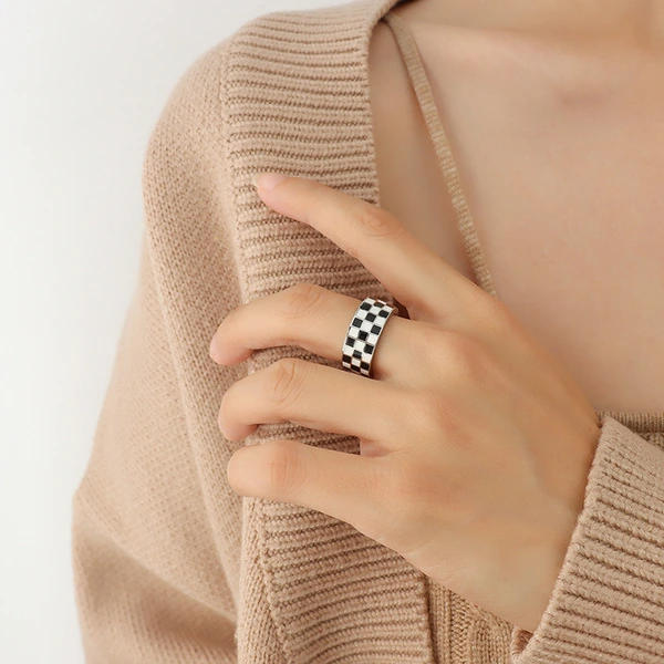 Black and White Enamel Plaid Pattern Ring
