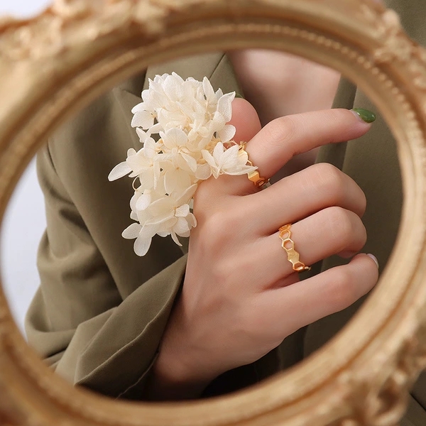 Titanium Gold Open Beatrice Ring