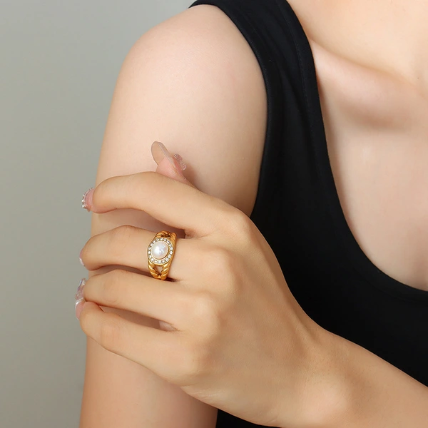 White Shell Ring Gold Plated