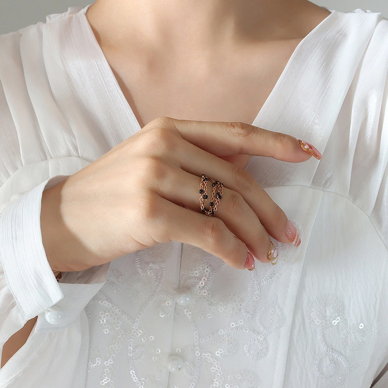 Black Enamel Gold Half Chain Ring