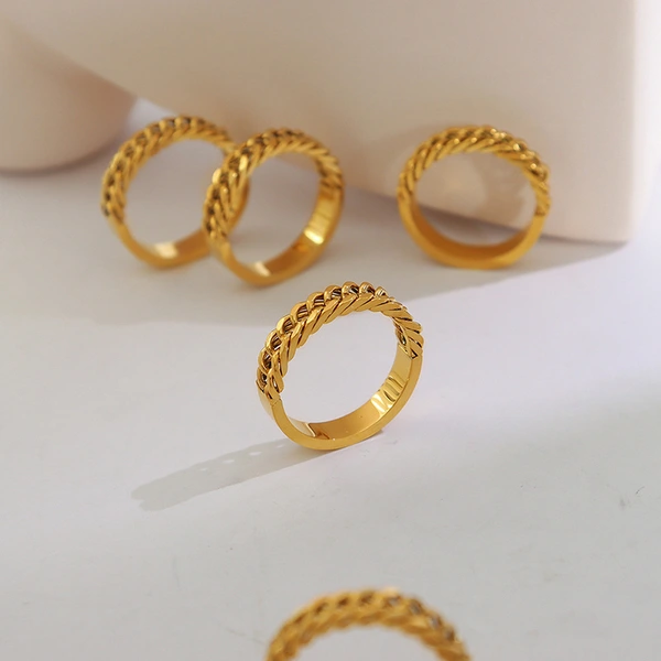 18K Rose Gold Plated Cuban Link Chain