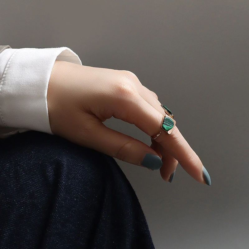 Women Design Green Turquoise Jewelry Ring