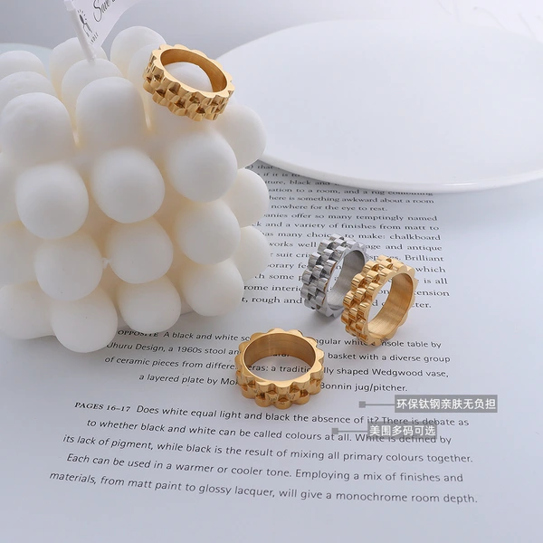 18K Yellow Gold Women Watch Ring Band