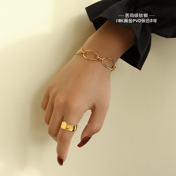 Stainless Steel Women Jewelry Wave Ring Band
