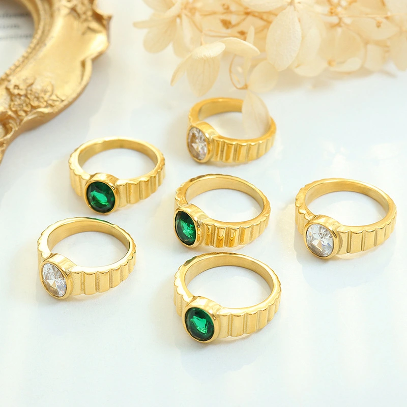 18K Gold Plated White and Green Cubic Zirconia Finger Ring