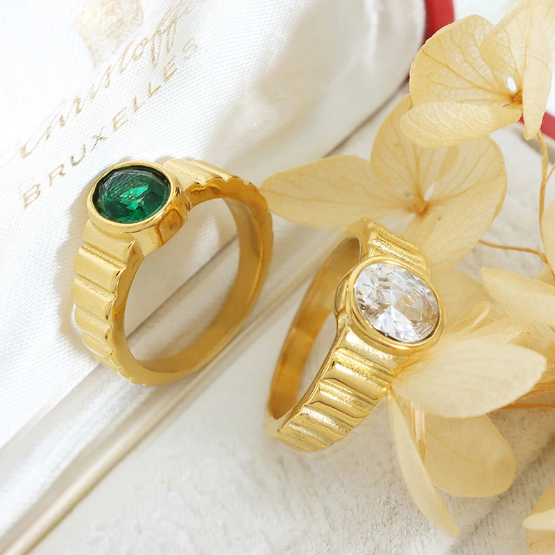 18K Gold Plated White and Green Cubic Zirconia Finger Ring