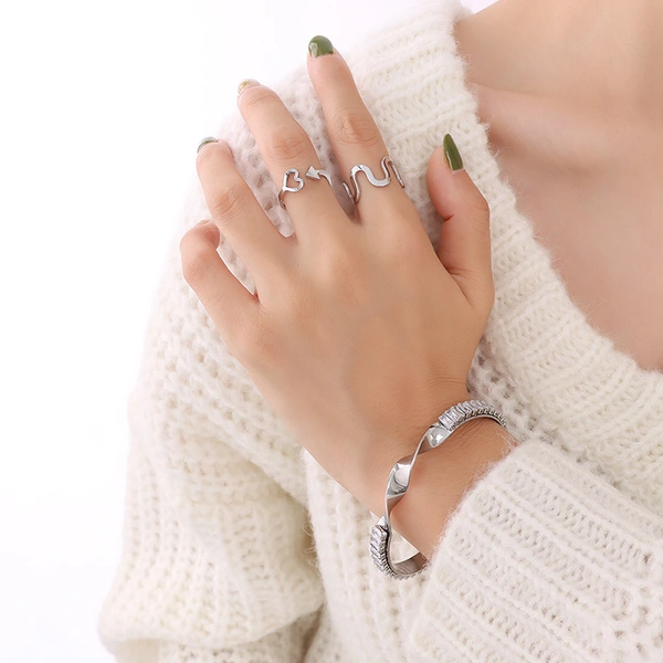 Women Fashion Design White CZ Line Stone Bangle Bracelet