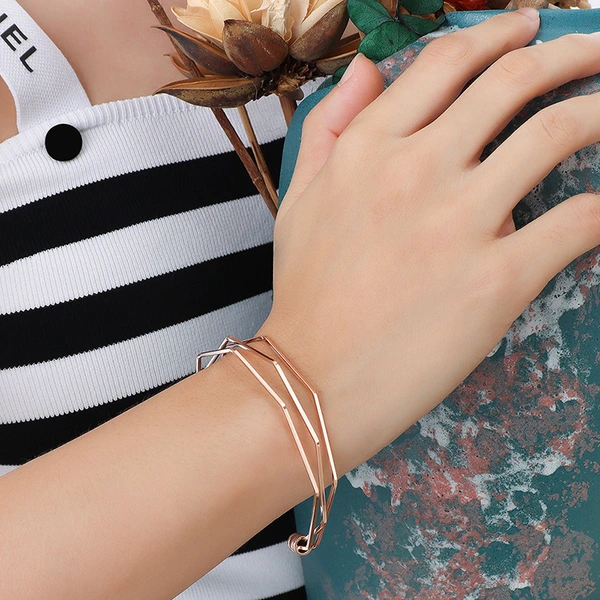Gold Plated Fashion Women Irregular Bangle Bracelet