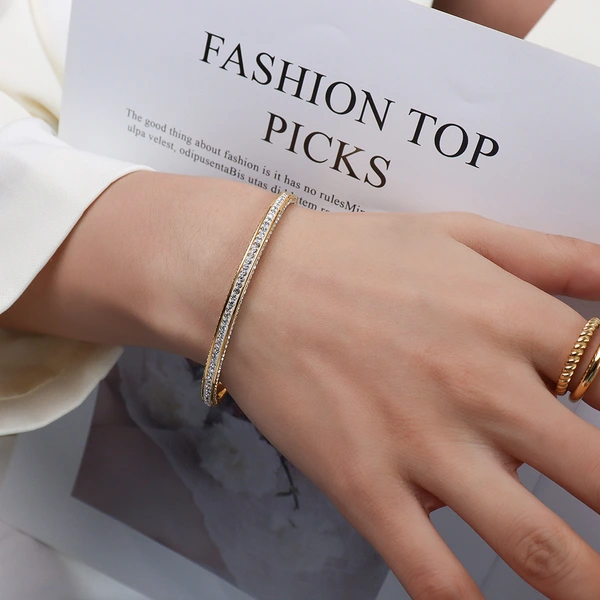 18K Gold Plated White CZ Inlay Women Bangle Bracelet