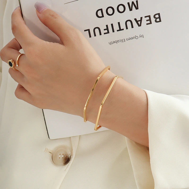 18K Gold Plated Irregular Bangle Bracelet