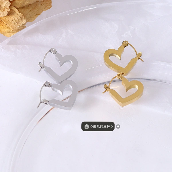 Stainless Steel Earing Huggies Gold Heart Jewelry Earrings