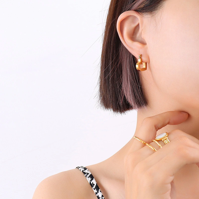 Stainless Steel Earing Huggies Gold Heart Jewelry Earrings