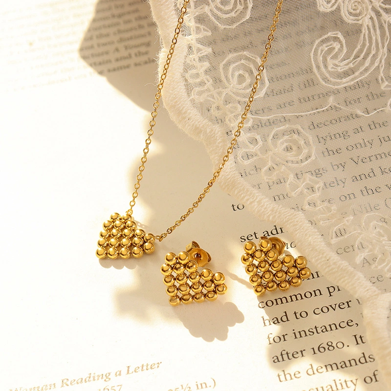 Gold Color Fashion Heart Stud Errings