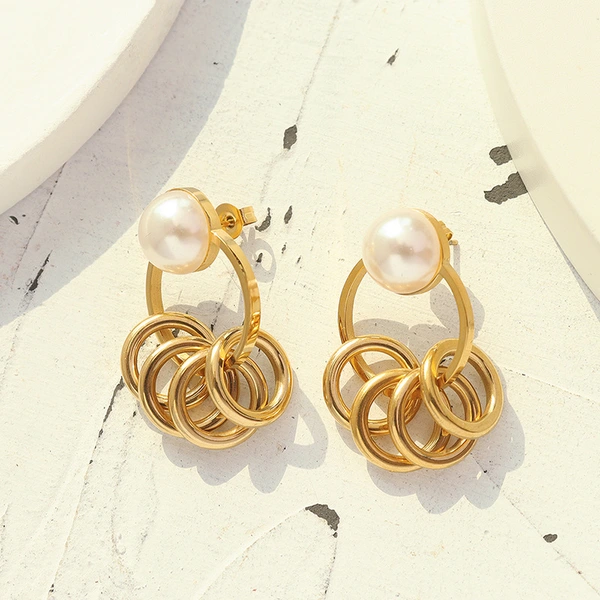 Fashion Pearl Jump Ring Stud Earrings