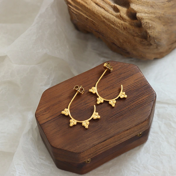 Simple Semicircle Curved Earrings Three Ball Sunflower Girl Earrings