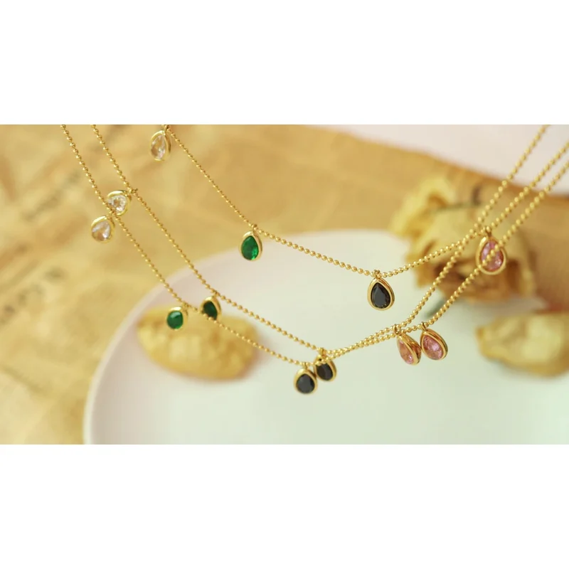 18K gold pendant necklace Sapphire  Pear Shape Necklace   Necklace