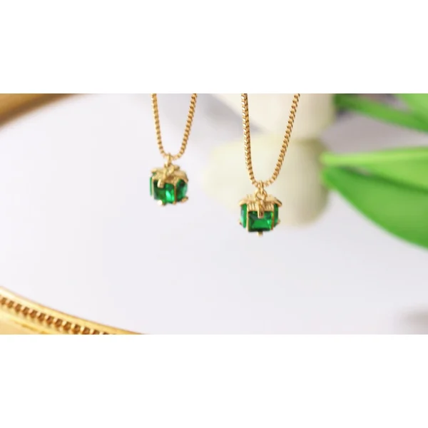 18K Gold Vermeil Yellow Gold Emerald Square Necklace