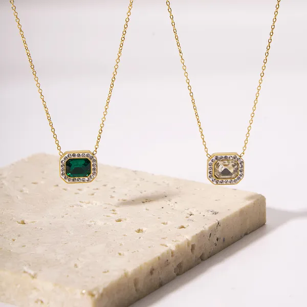 High Quality Stainless Steel Jewelry Necklace Color Stone Setting