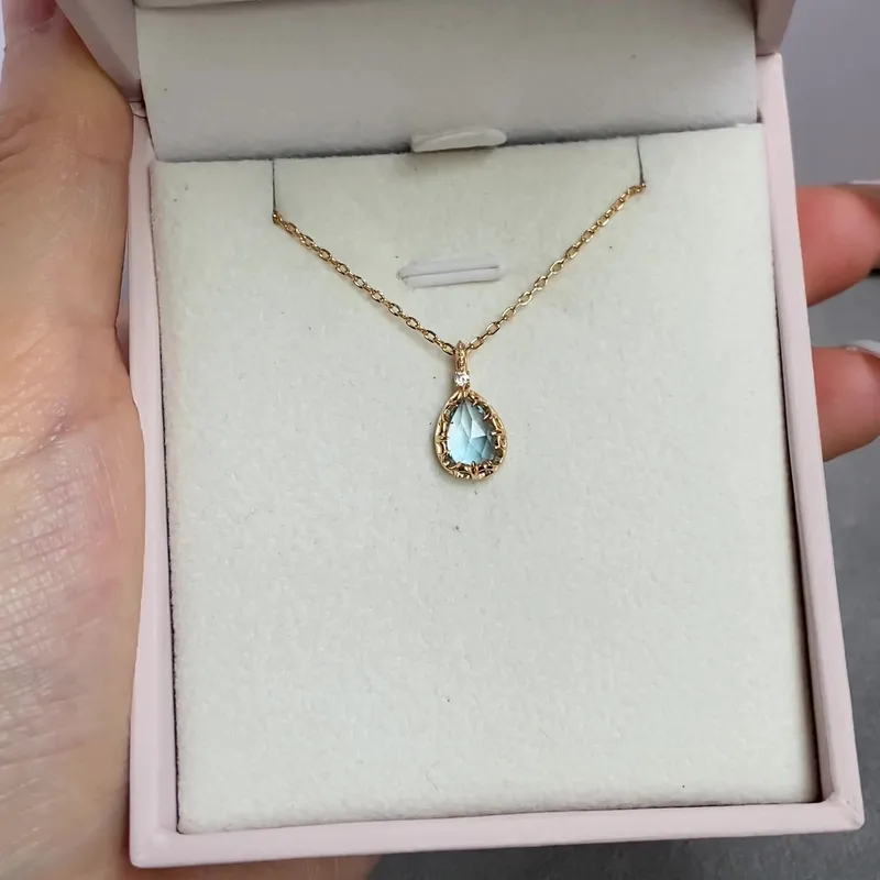 High Quality Stainless Steel Jewelry Necklace Color Stone Setting