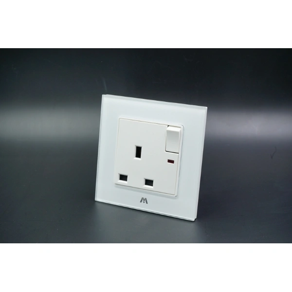 TOUGHENED GLASS SERIES - SINGLE BS SWITCHED SOCKET