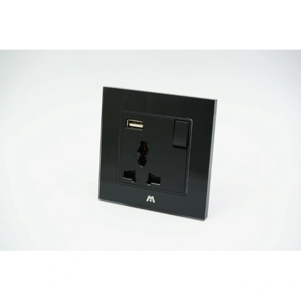 GlASS UNIVERSAL SWITCHED SOCKET WITH USB IN GOOD PRICE & QUALITY