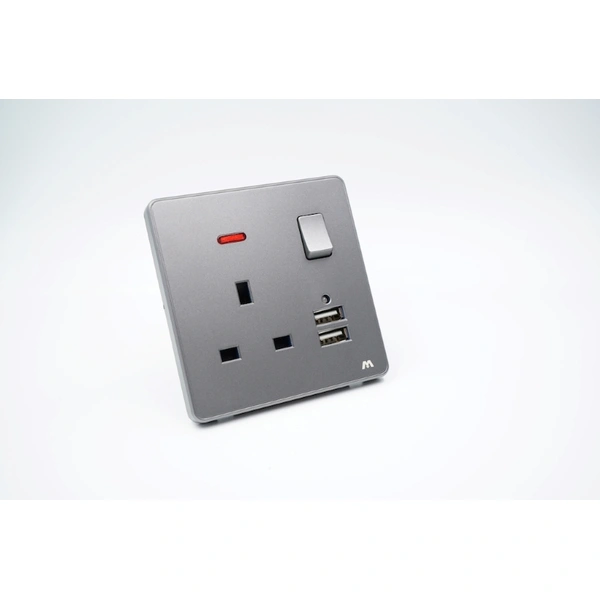 BS SWITCHED SOCKET WITH USB IN GOOD PRICE & QUALITY