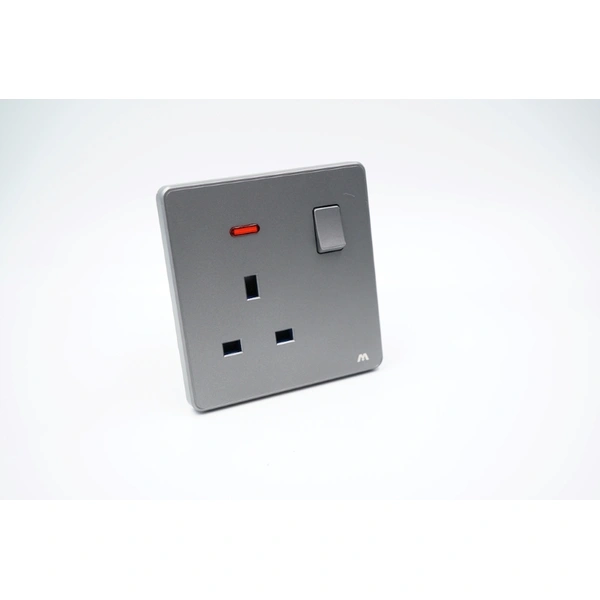 BS SWITCHED SOCKET IN GOOD PRICE & QUALITY