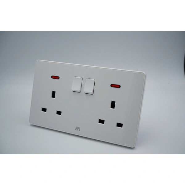 TWIN BS SWITCHED SOCKET IN GOOD PRICE & QUALITY
