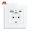 Schutzkontakt. DE Socket. Socket with QC ports. Zigbee switch.