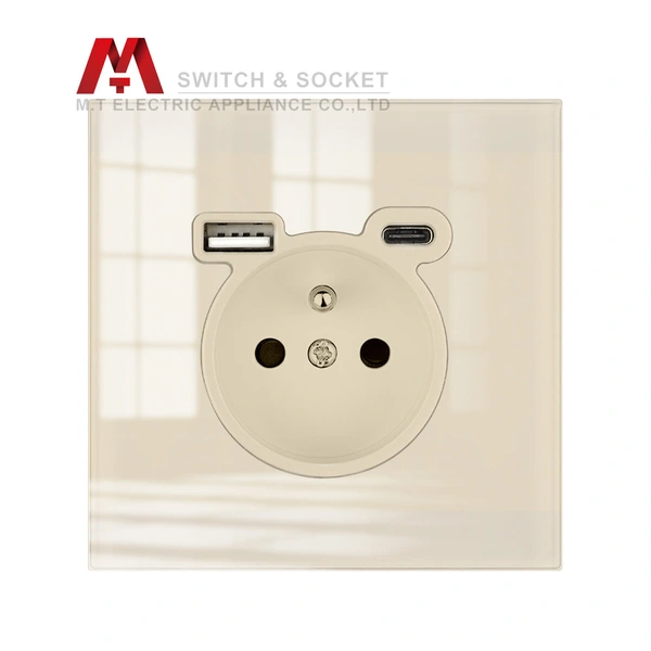 FR Socket. Socket with QC ports. Zigbee switch.