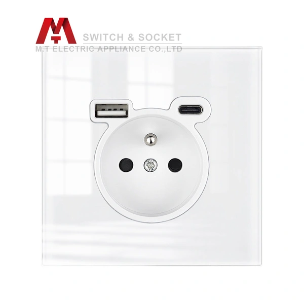 FR Socket. Socket with QC ports. Zigbee switch.