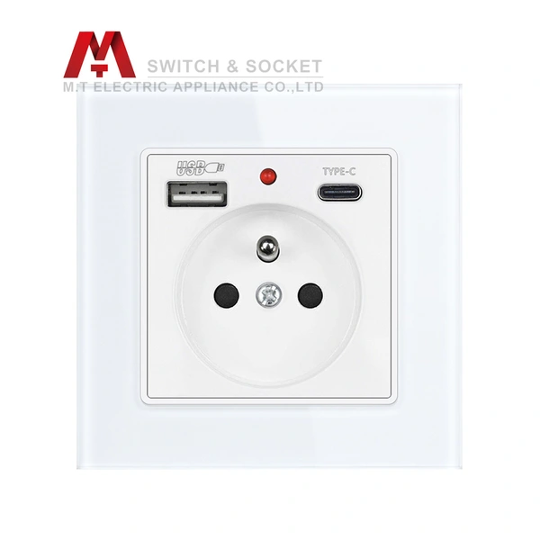 FR Socket. Socket with QC ports. Zigbee switch.