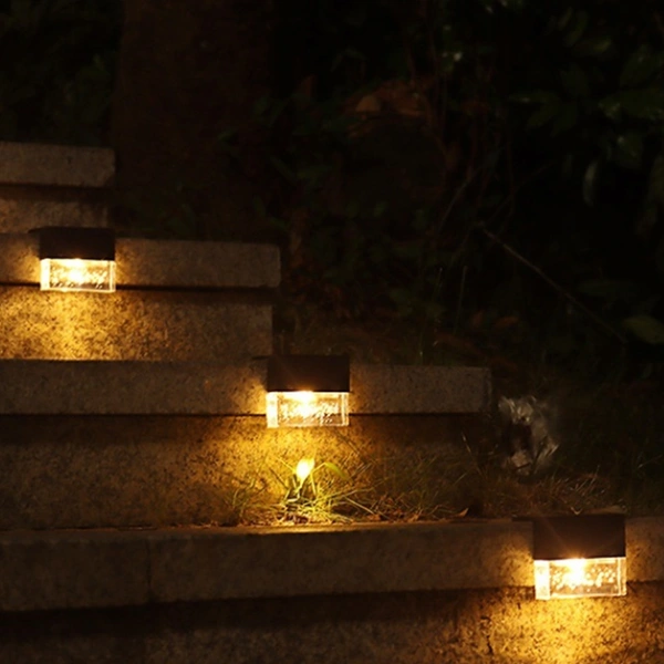 Solar Deck Step Warm White/Color Changing Fence Light 