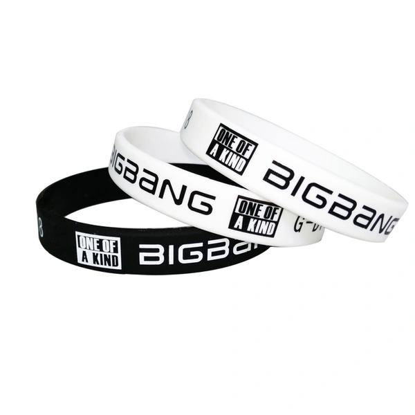 Cheap Promotional embossed debossed silicone rubber bracelet wristband