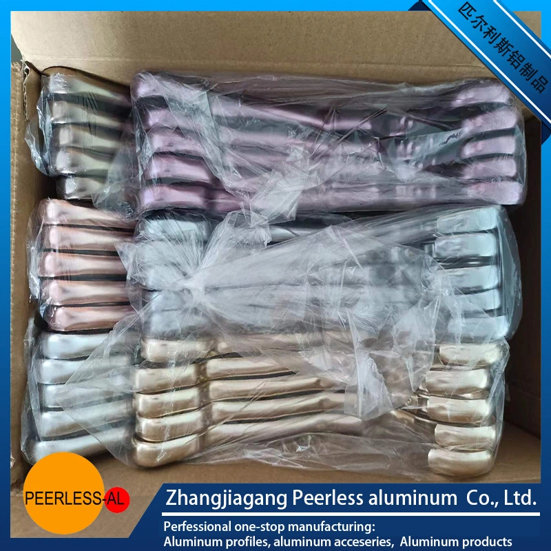 Aluminum coat hange
