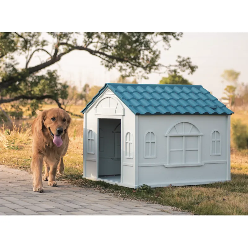 UV-Protected Plastic Pet House for Outdoor Use