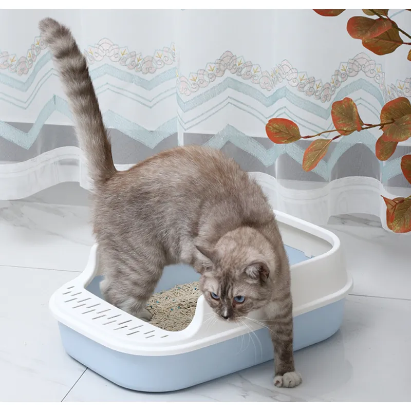 Plastic Cat Litter Box - Choose Sustainability for Your Pet