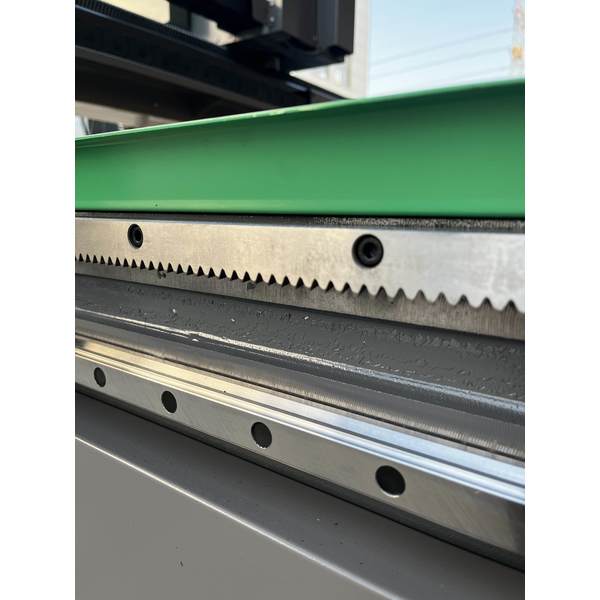 Seamless Steel Tube Engraver: Servo Motor & Water-Cooled Spindle