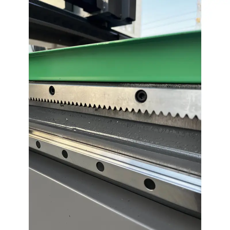 Seamless Steel Tube Engraver: Servo Motor & Water-Cooled Spindle