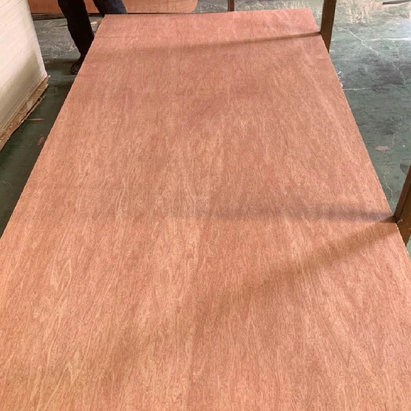 Bintangor plywoodHigh-Quality Commercial Plywood | Durable & Affordable | [PUSEN WOOD]