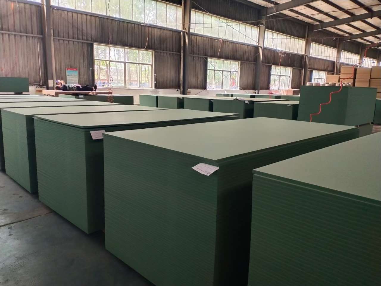 HMR MDF Board – High Moisture Resistant MDF Sheets for Furniture & Interior Use PUSEN WOOD HMR MDF  PUSEN HMR MDF