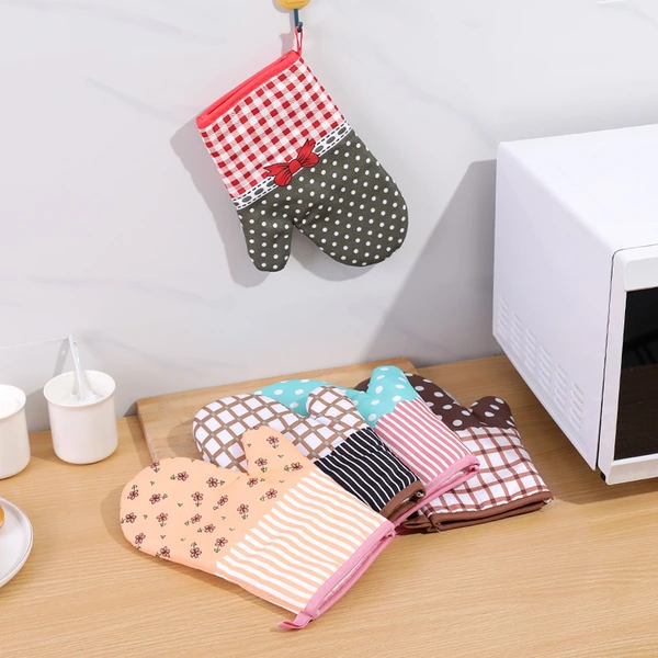 Customized Non-slip Kitchen Cotton Microwave Gloves Baking Oven Mitts