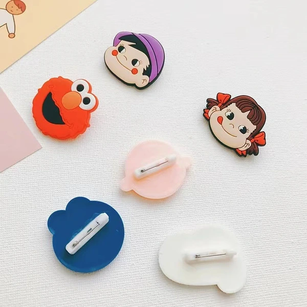 Promotional Soft 3D Cartoon Brooch Rubber Badge