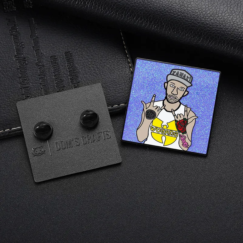 Zinc Alloy Metal Pin Personalized 3D Square Rapper Design Enamel Pin