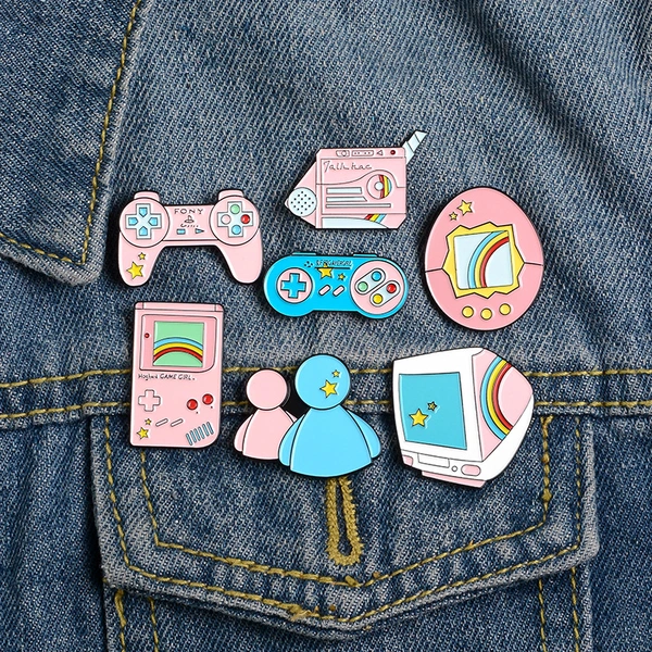 Sweet Pink Game Pads Pin Brooches Naughty Boys Girls Jewelry Gifts